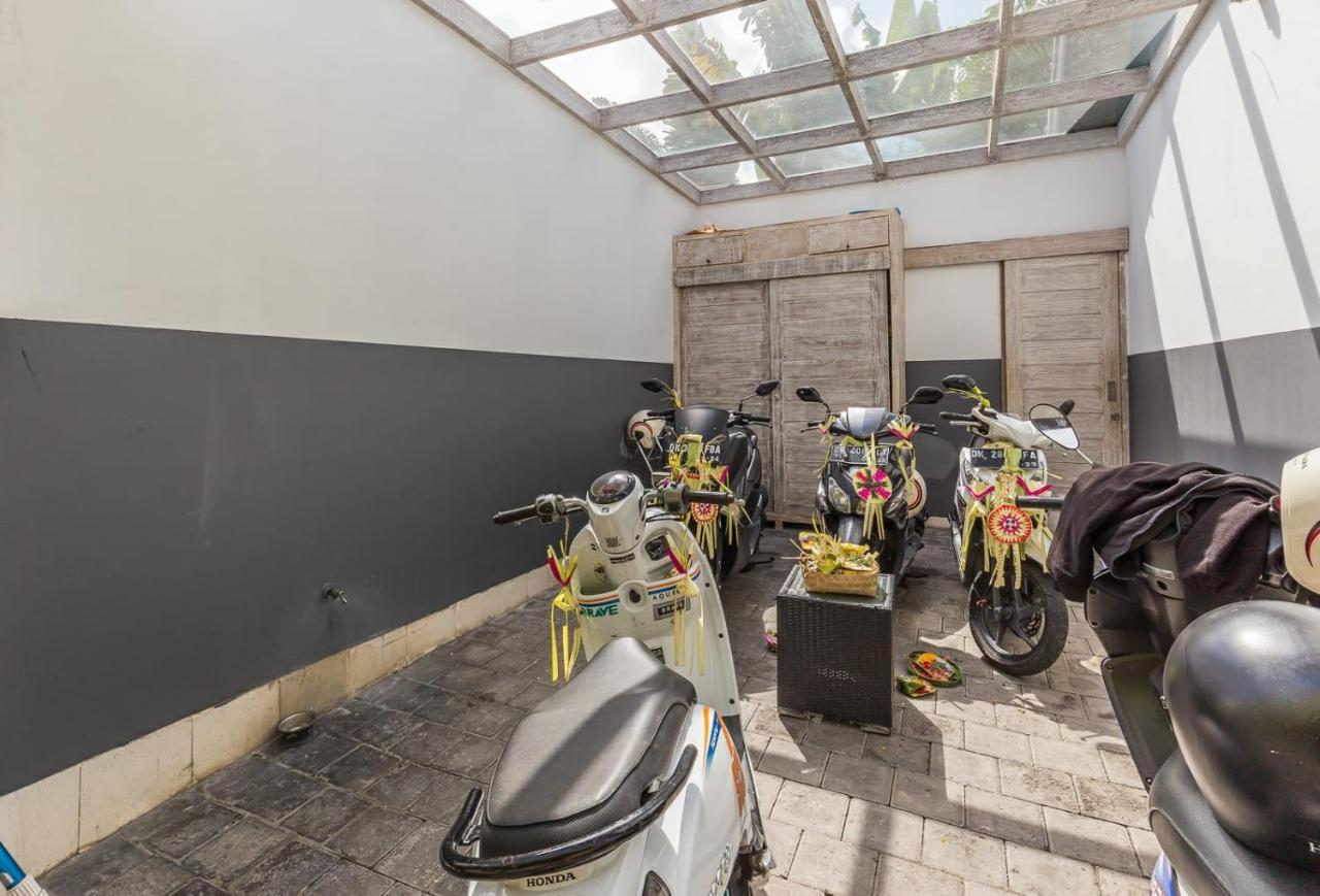 Villa Nuri Merah 1 Kerobokan Exteriör bild