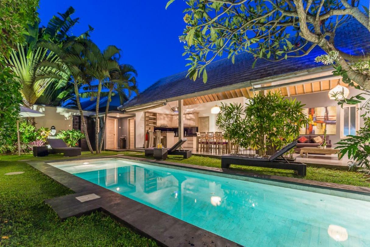 Villa Nuri Merah 1 Kerobokan Exteriör bild