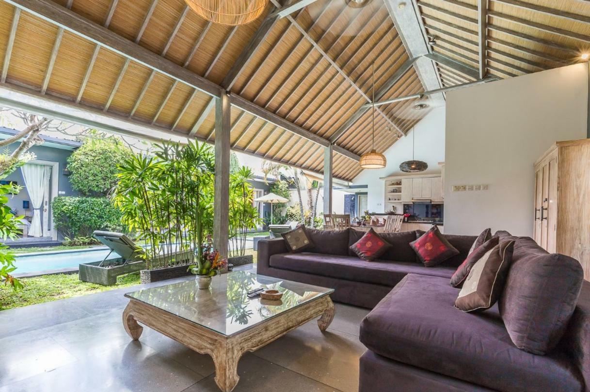 Villa Nuri Merah 1 Kerobokan Exteriör bild